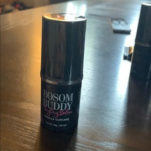 Bosom Buddy in Vanilla Cupcake